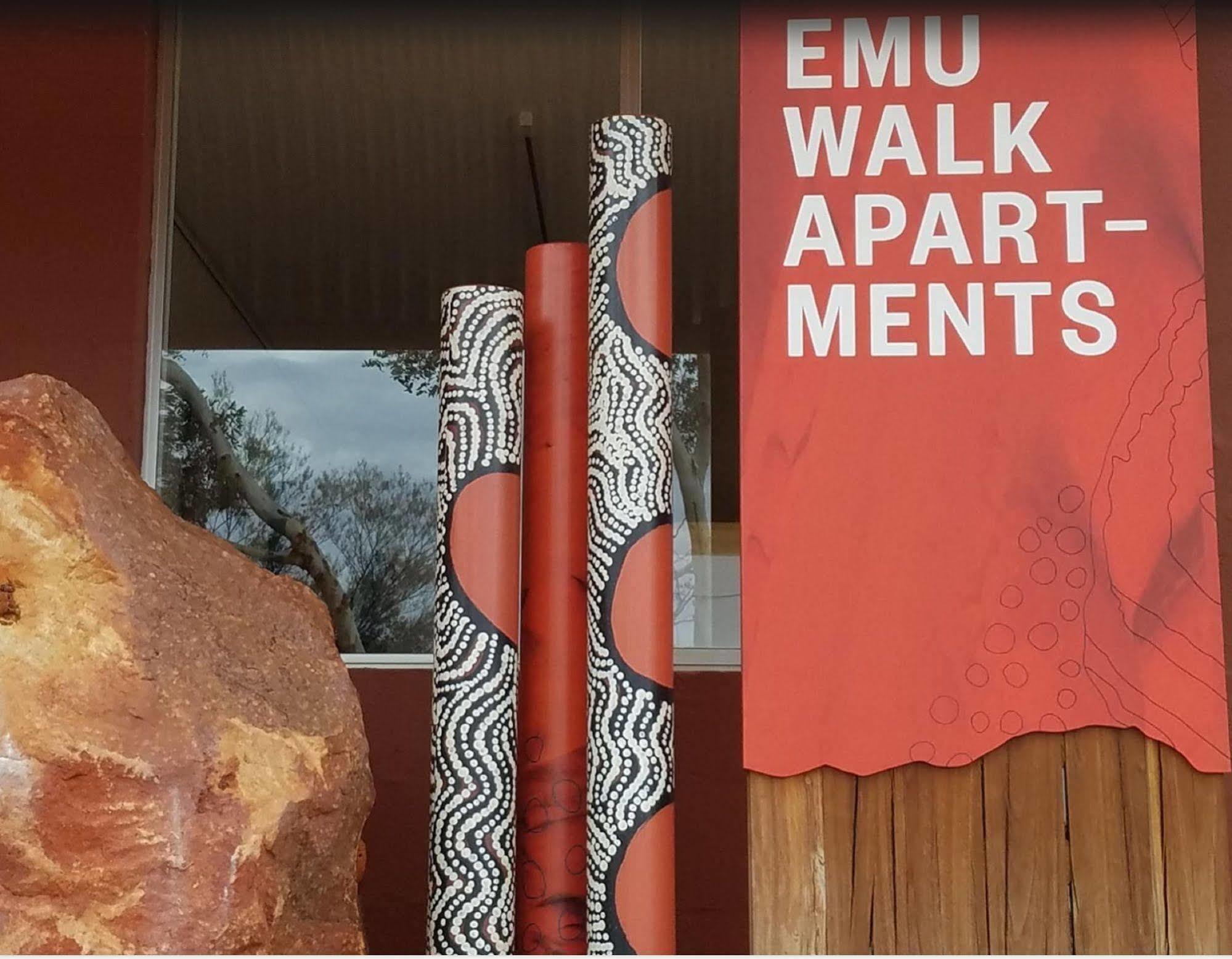 Emu Walk Apartments Uluru Extérieur photo